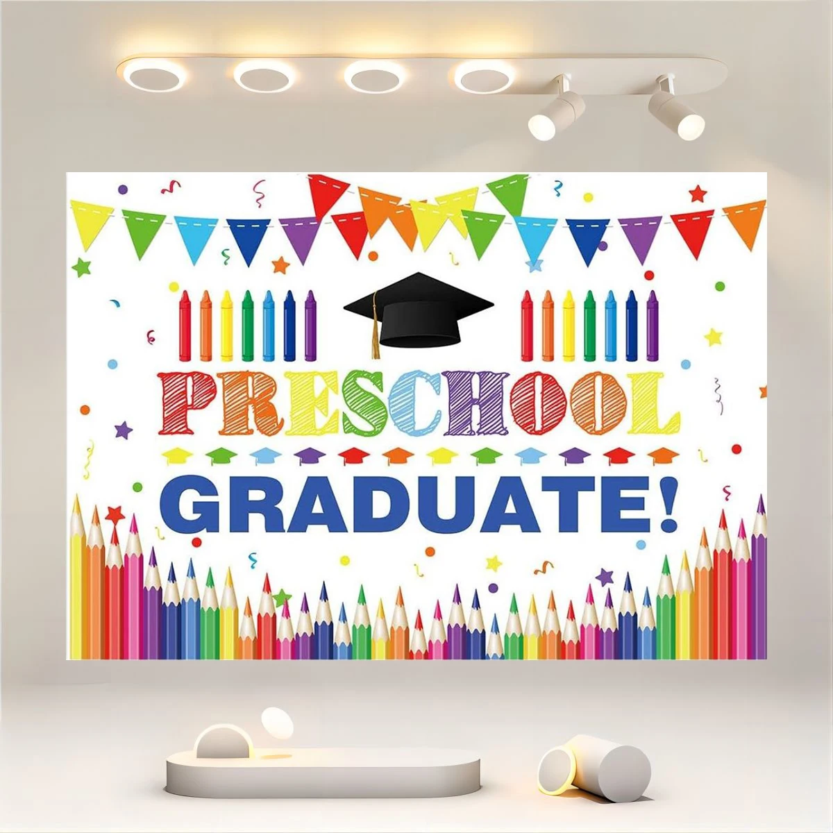 Background Photography of Children's Preschool Graduates School Ball Party Kindergarten Congratulations on Graduation Ceremony