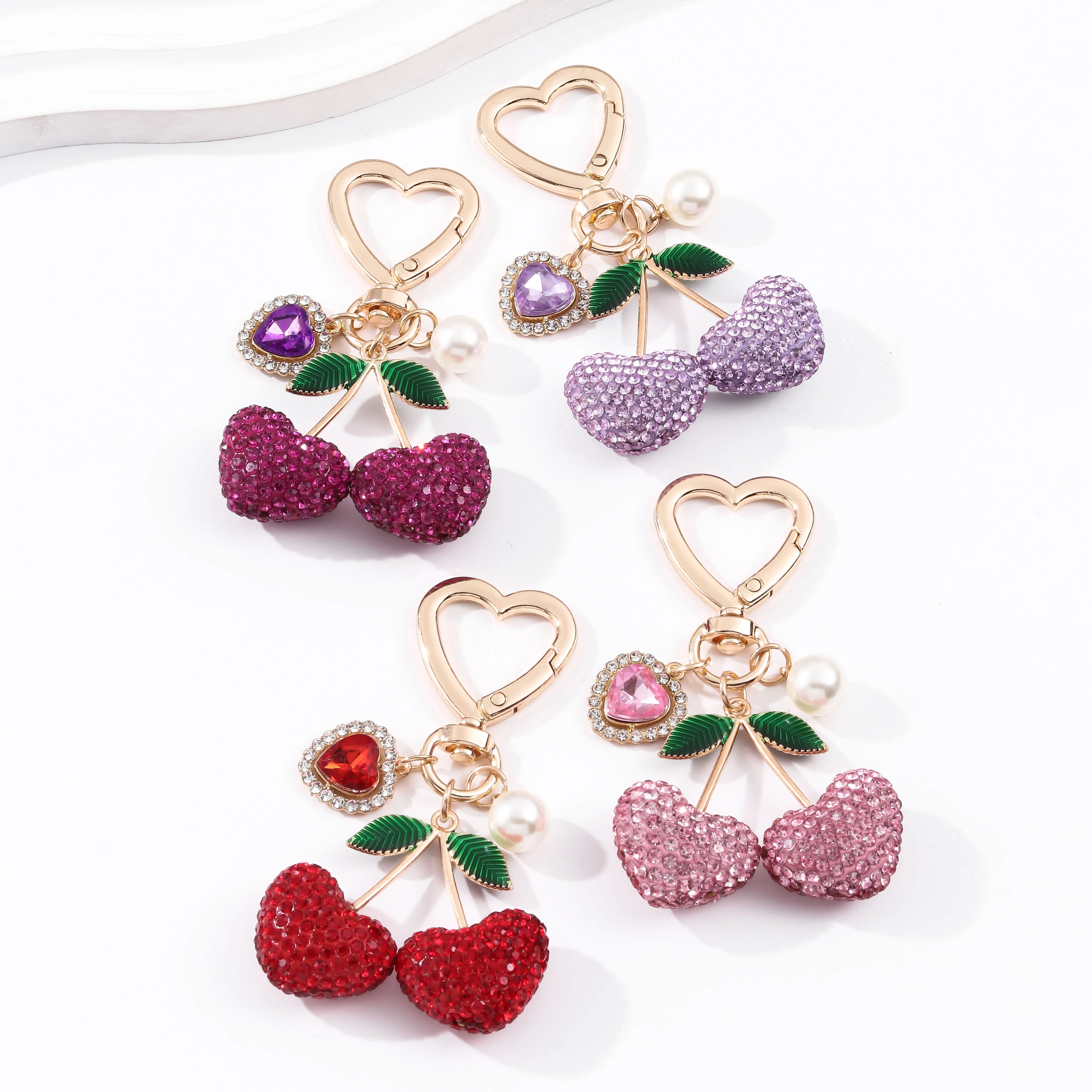 Pretty Fully-diamond-encrusted Heart-shaped Large Cherry Enamel Keychain Fancy Industrial Style Handbag Charms for Girls Gift