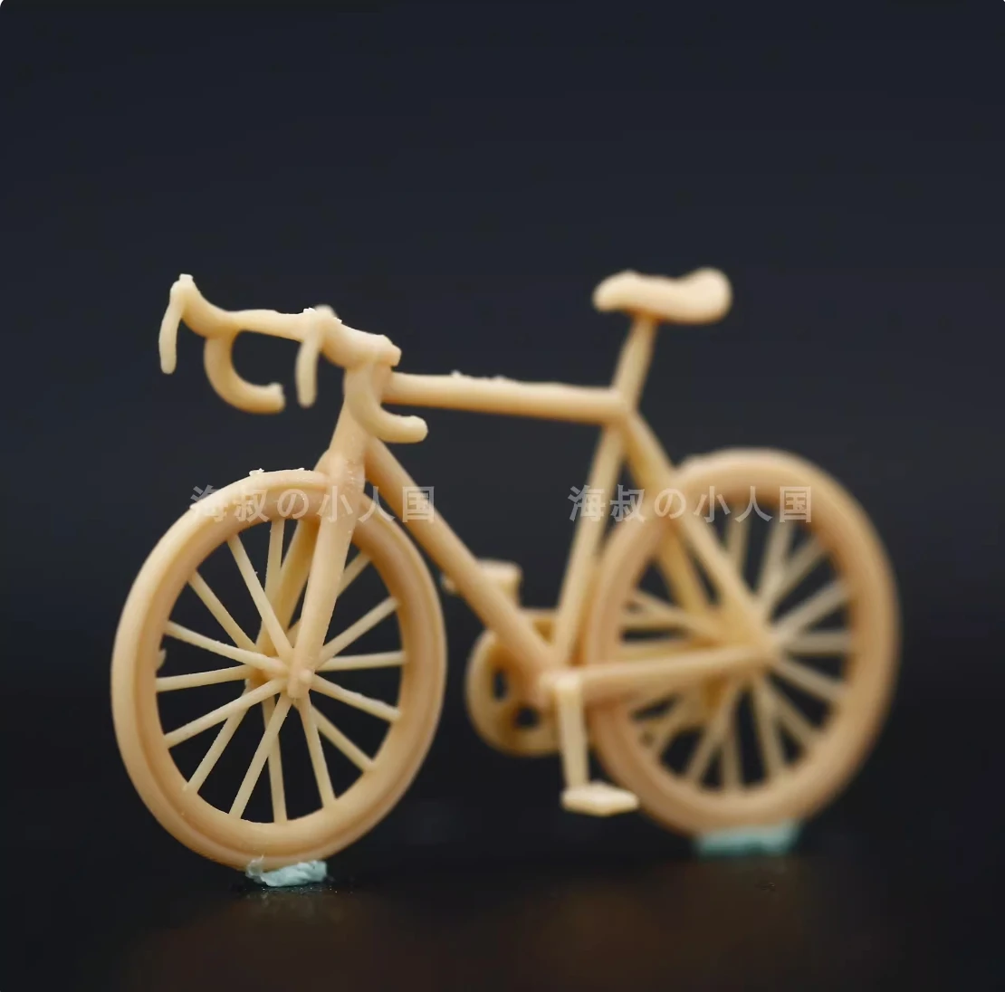 Resin 3D Print 1/64 1/43Scale Riding Boy Girl Bicycle  Miniatures Figures Model For Micro Photography Collection Home Decoration