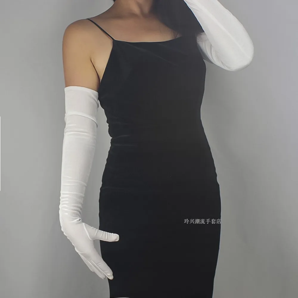 60 cm lange Samthandschuhe für Damen, elastischer Velours, Flanell, schwarz, thermisch, elegante Armstulpen, sexy Vintage-Mode, 1920er Abendmode – Detail 15