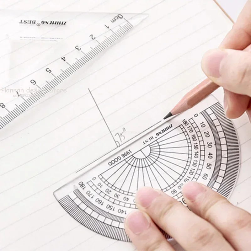 Einfacher Stil 15cm 18cm 20cm transparent einfaches Lineal quadratisches Lineal niedliches Briefpapier Zeichnung liefert Waage für Studenten