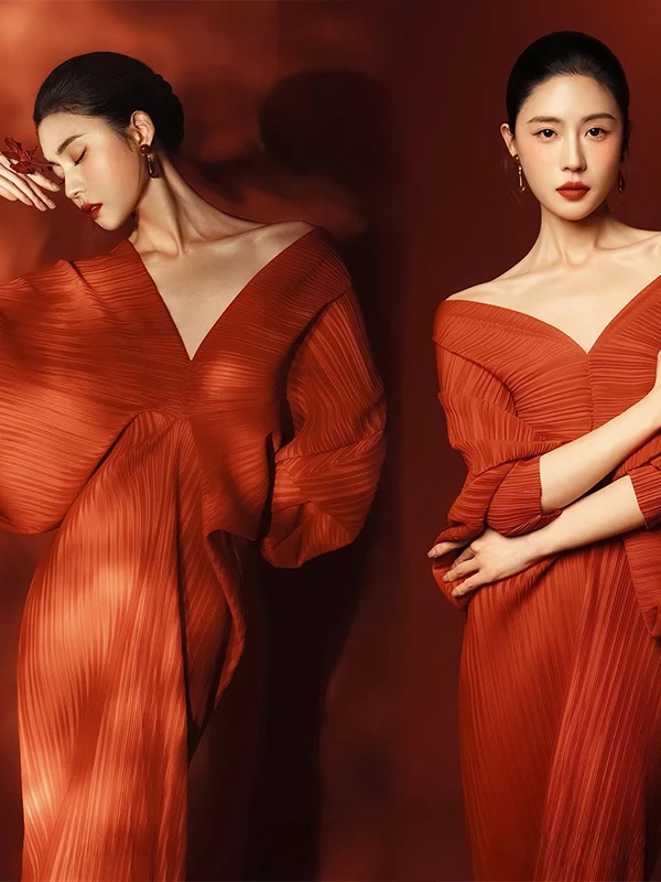 

New Orange Red Elegantly V-Neck Long Sleeve Pleated Women's Dress Fashionable Dinner Party Art Photography High-End Feeling