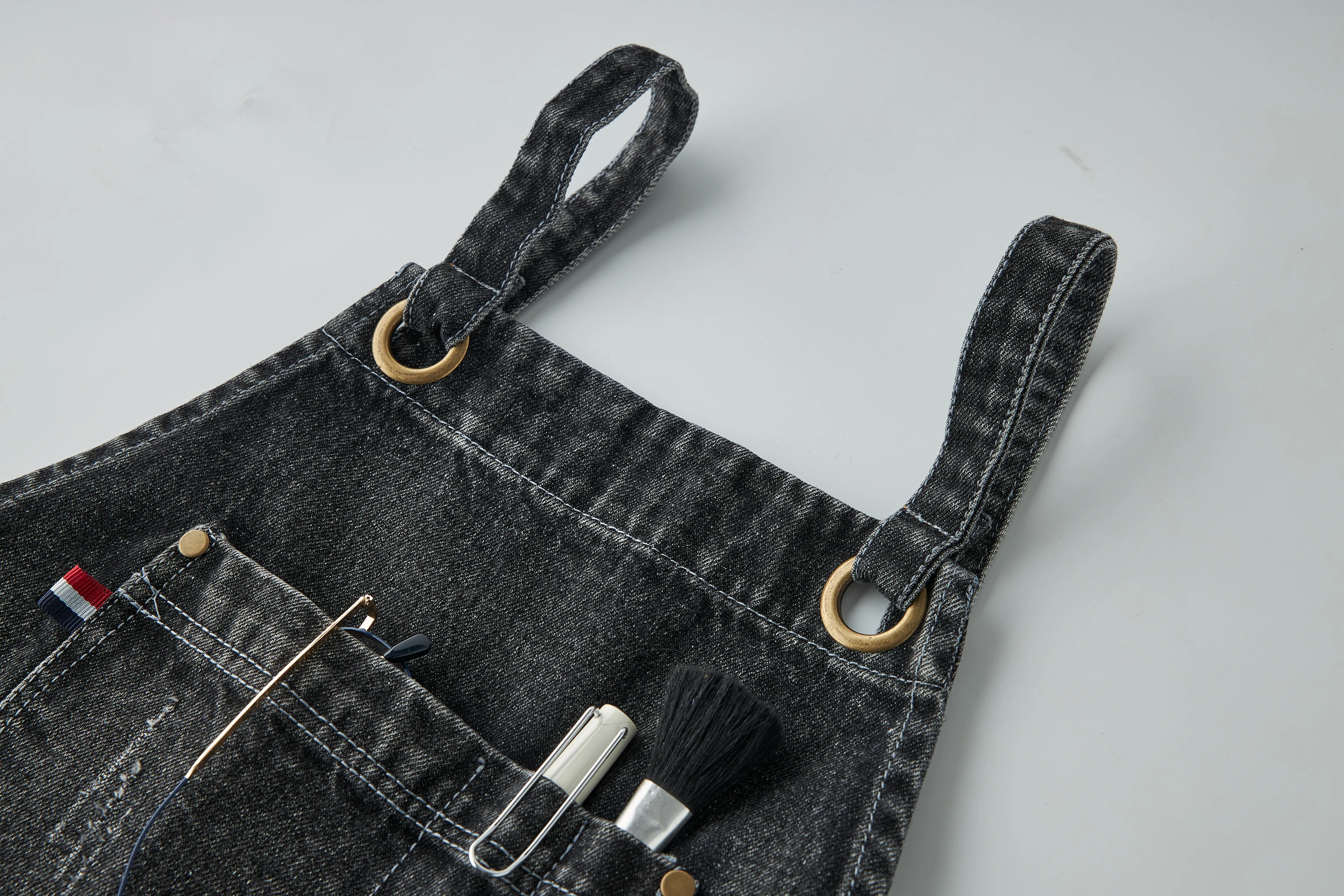 Thick  Washed Denim Apron hair stylist for Women Men restaurant coffee milk tea shop work clothes barber