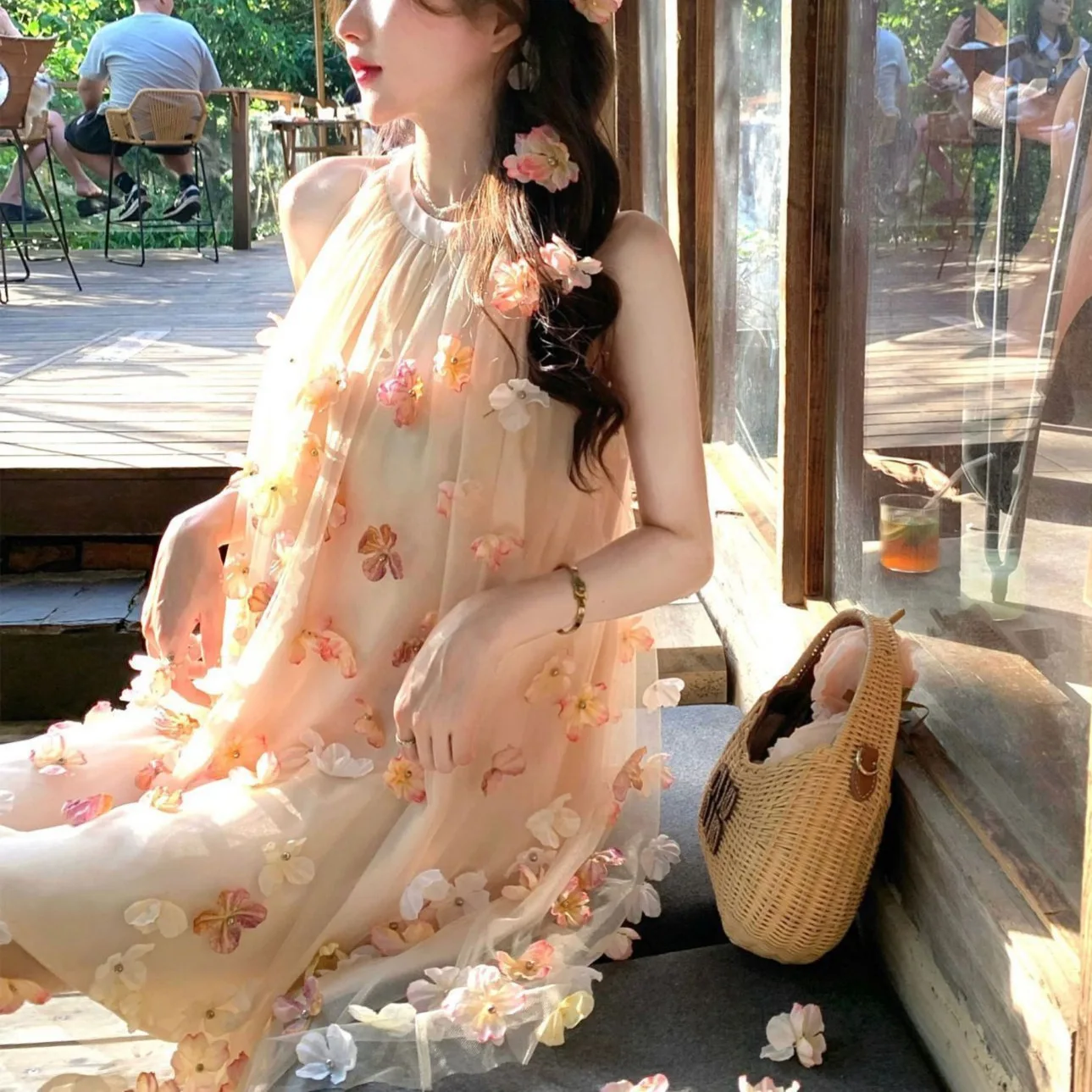 Sweet Gentle Style Vacation Sleeveless Neck Hanging Petal Design Dress Women Summer New Age Reduction Fairy Dress