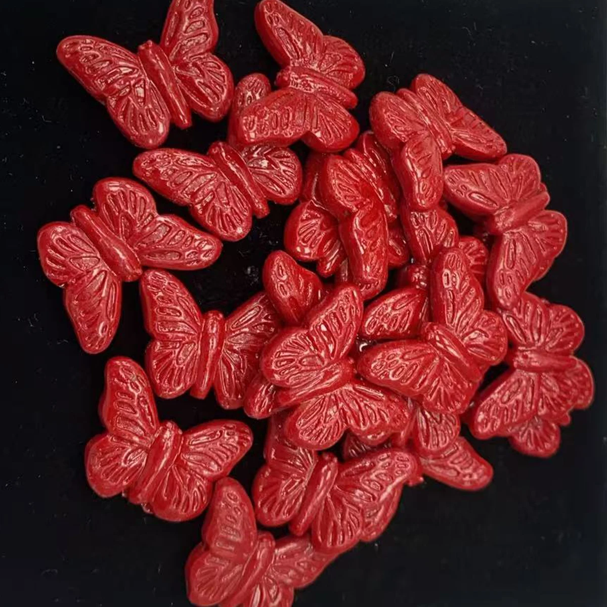 

10pcs 23x30mm Butterfly Shape Red Natural Shell Beads Semifinish-ed Beads for Jewelry Making DIY Necklaces Bracelets Accessories