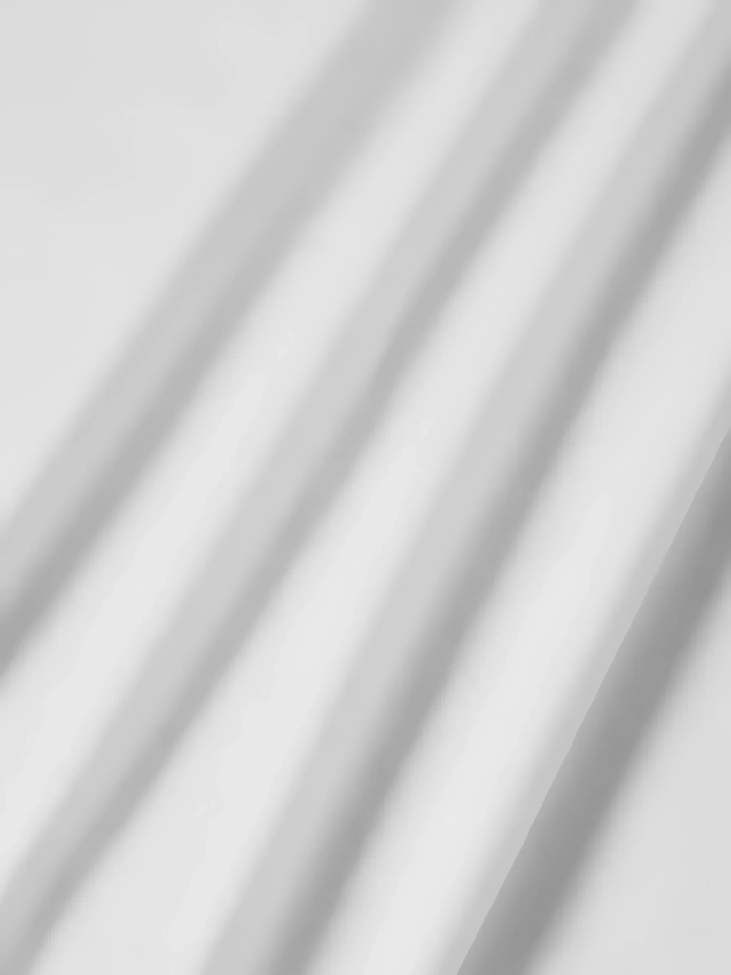 تي شيرت نسائي عصري برقبة دائرية مع نظارات شمسية ووشاح رأس بطبعة الفهد تي شيرت عصري ومتعدد الاستخدامات