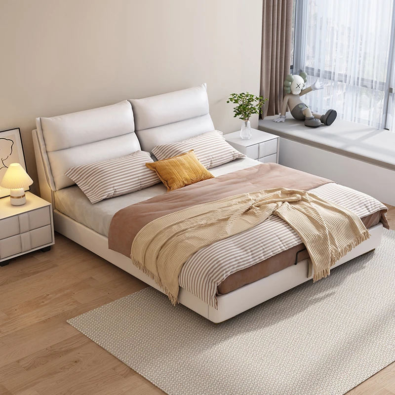 

Leather master bedroom large bed simple modern Internet celebrity light luxury soft bed Nordic 1.8 meters double bedroom