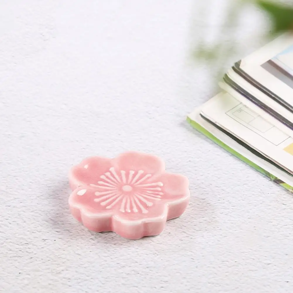 Cherry Blossom Kitchen Decor Ceramic Sakura Shape Chopstick Holder for Home Kitchen Restaurant Tableware Versatile Elegant