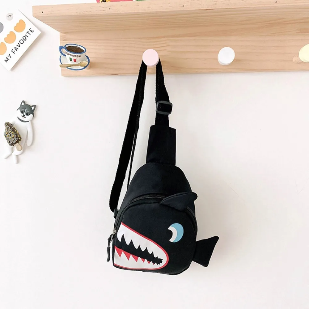 Cartoon Shark Pattern Children Waterproof Nylon Crossbody Chest Bag Cartoon Shark Waist Bag For Kids Boys Girls