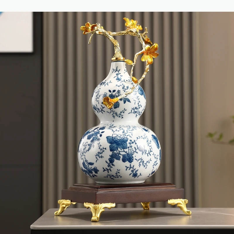 Blue and White Porcelain Gourd Ornament Ceramic Handicrafts Calabash Decorative Figurines Home Decoration Accessories
