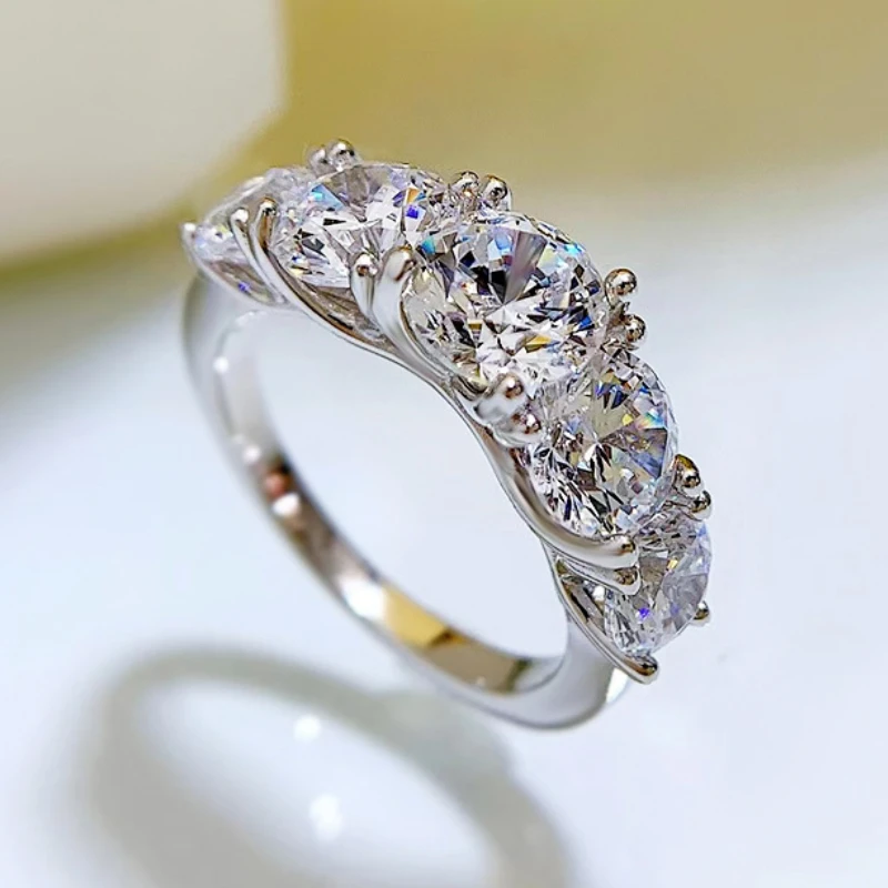 Imagem -03 - Iogou Luxo Pedra 3.6cttw Todo Moissanite Anel para Mulheres Espumante Diamante Noivado Casamento Banda 925 Jóias de Prata Esterlina