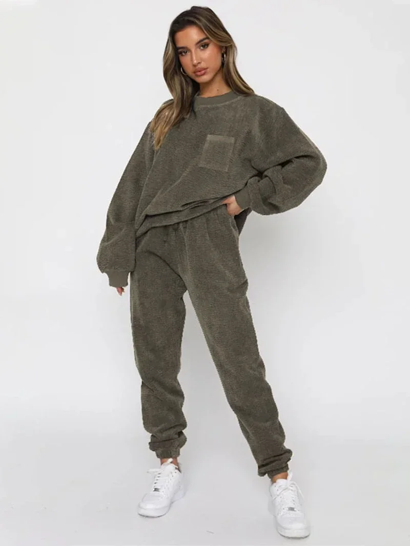 Streetwear Velvet 2 Piece Sets Women Outfit Fall Clothes 2024 Women Pullover Sweatshirt Top and Pants Sets Sweatsuits Woman Sets