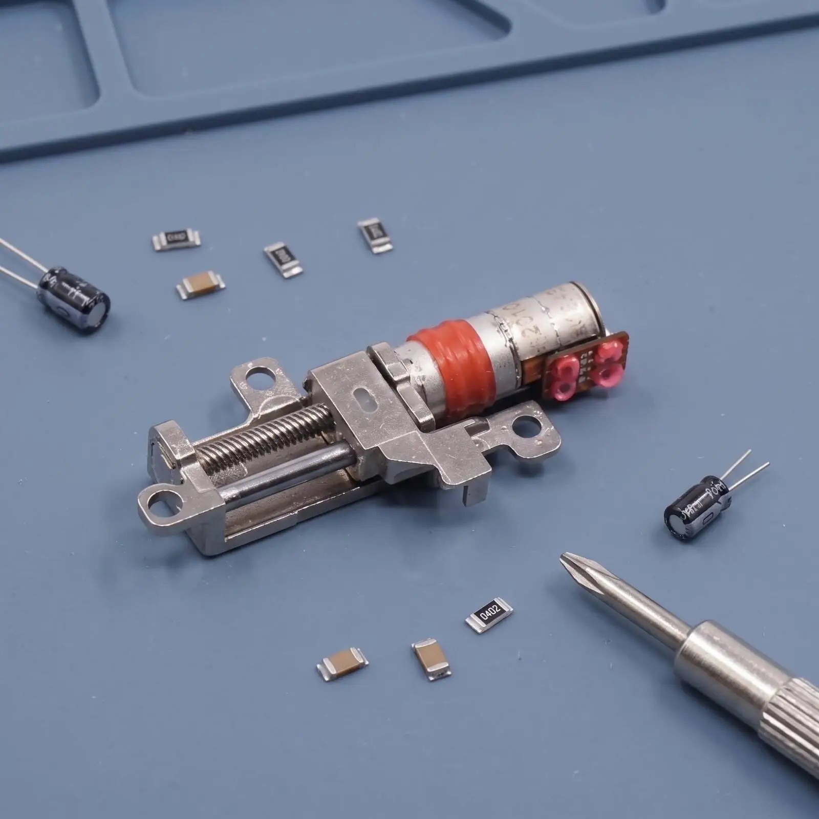 Small Linear Actuator Motorized Slide Guide for Controlled Travel in Tight Enclosure Mechanisms