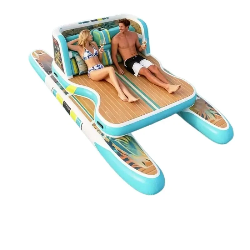 Yacht scenic spot sightseeing cruise boat floating on the water floating platform y