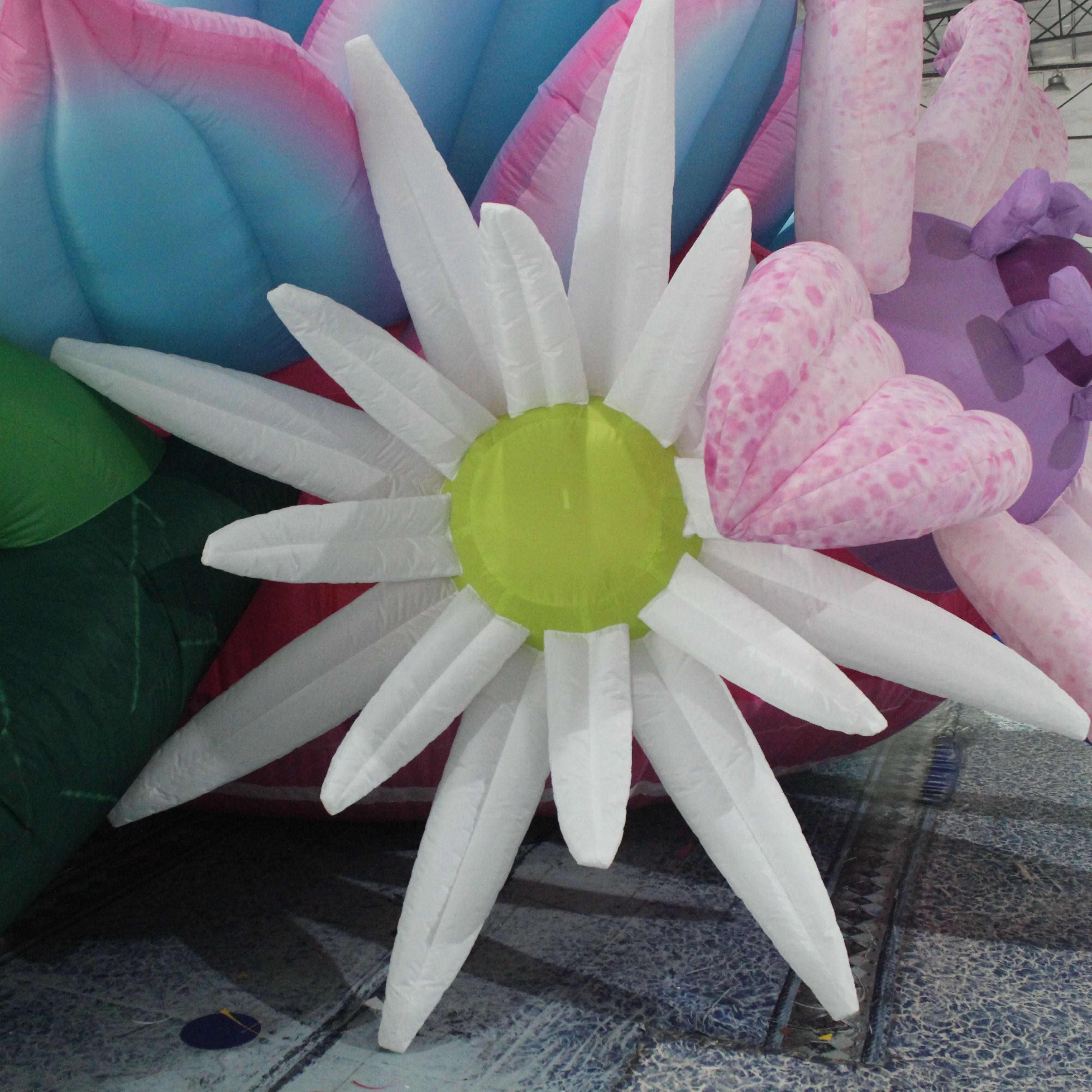 

//Inflatable Flower Balloon Custom Design Decorative Giant Advertising Inflatable Flowers For Shopping Mall Decoration Cartoon