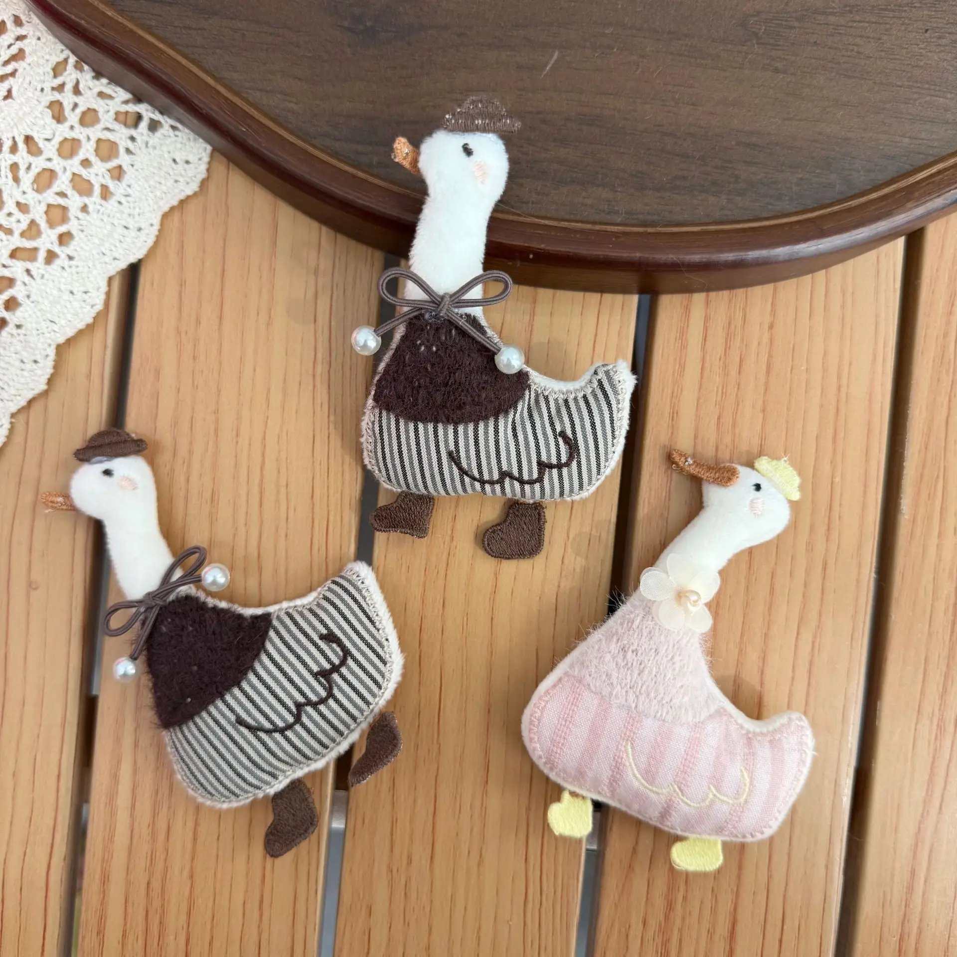 

Cute Stuffed Rabbit and Duck Plush Brooch Hair Clip DIY Set for Clothing Shoes Socks Hat Bag Scarf Glove Embellishment Premium