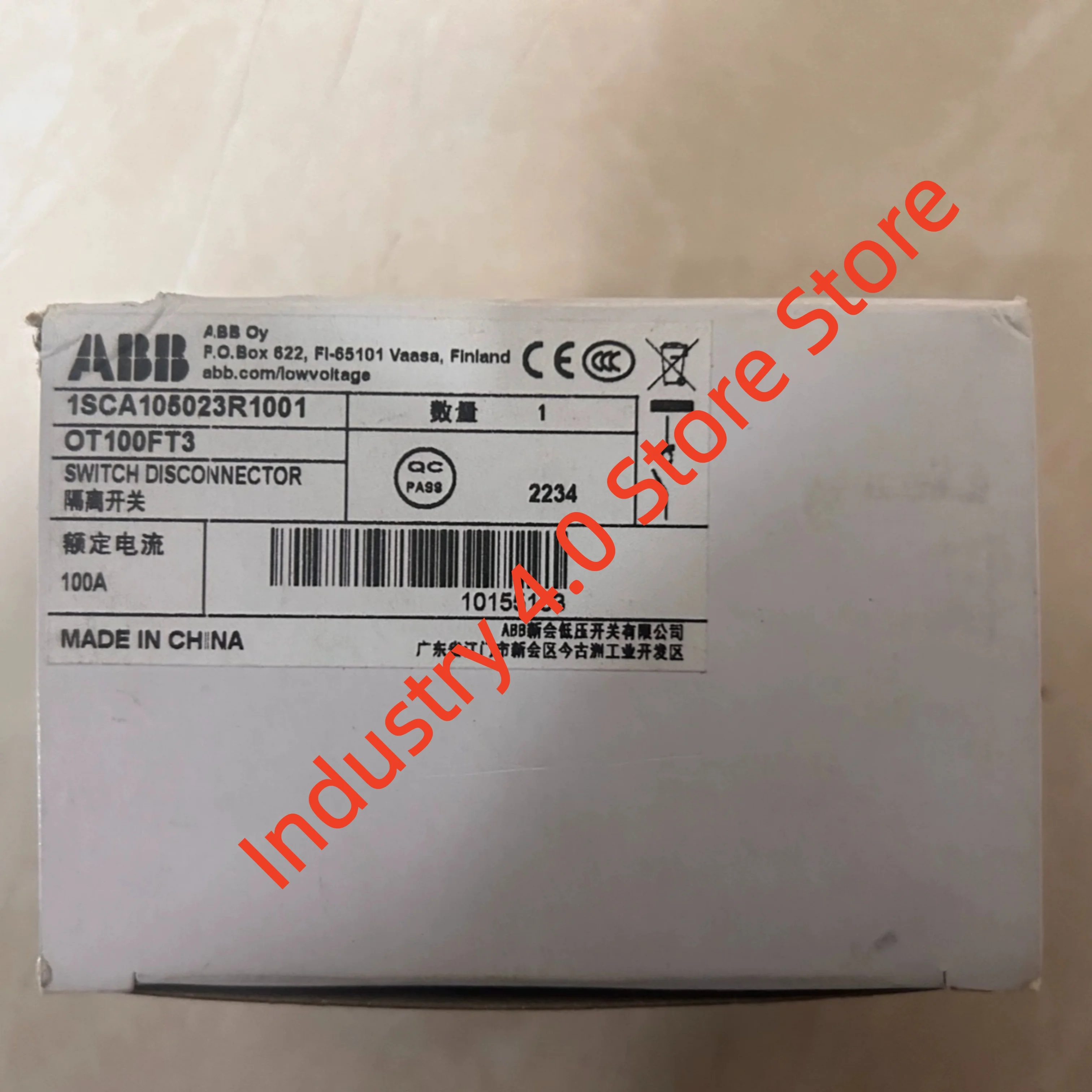 OT100FT3 1SCA105023R1001 Interruptor de aislamiento OT100FT4N2 1SCA105031R1001 nuevo