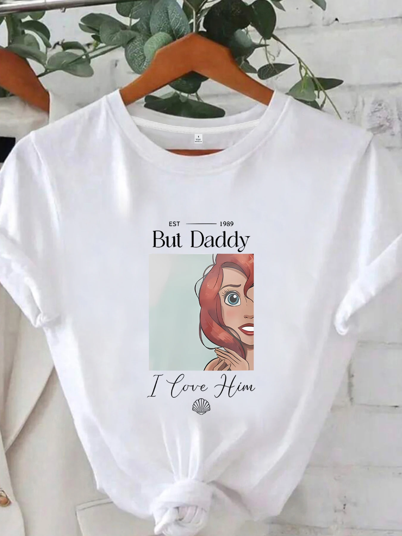 

English letters Plus size women's round neck short sleeve T-shirt with elastic half sleeves and trendy prints
