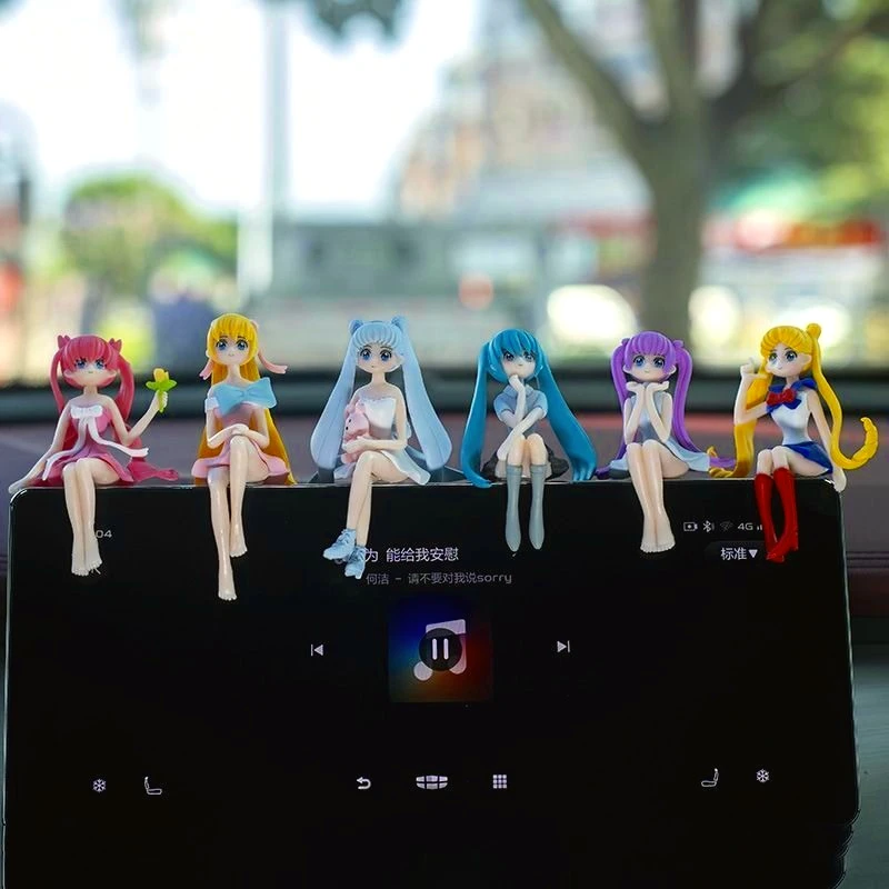 Cartoon anime girl sitting ornament，Cute Hatsune Miku sailor moon figure doll，Automotive center console decoration birthday gift