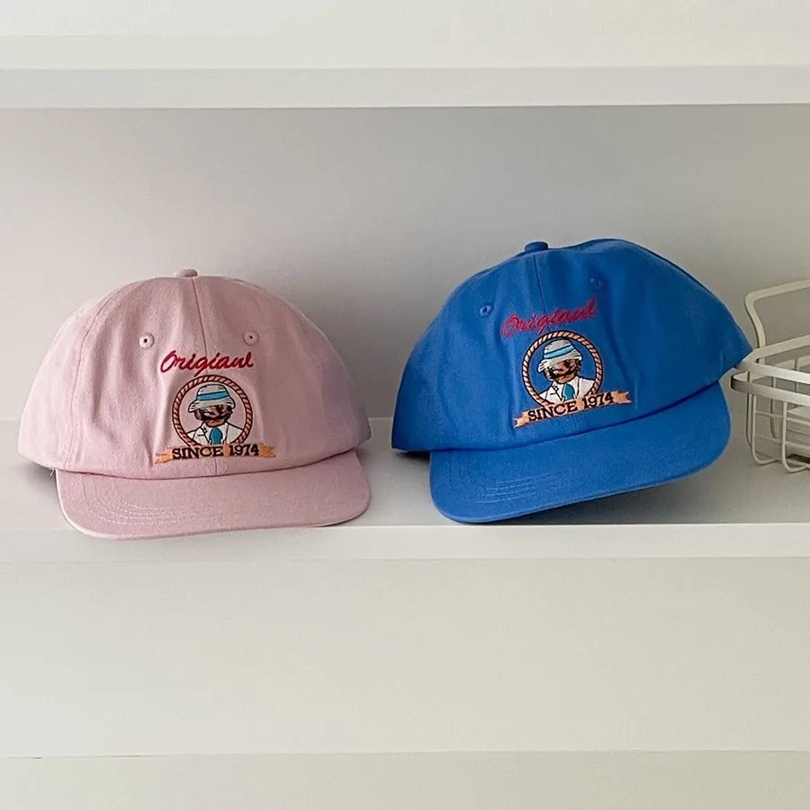 

Flat-brimmed peaked cap, cute embroidery spring and summer new sunshade baseball cap, women's face is trendy