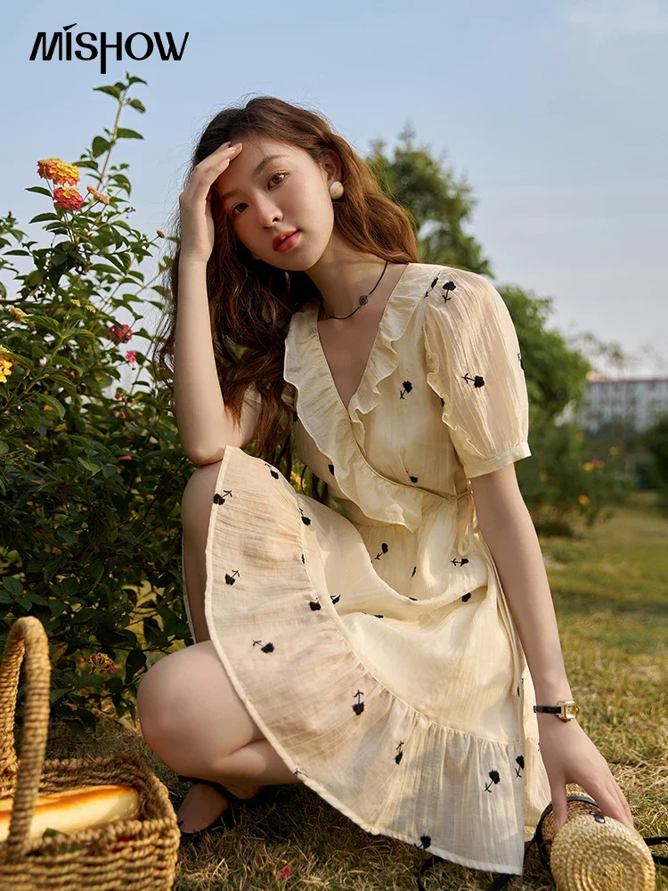 MISHOW Women\'s French Floral Dress 2023 Summer High Waist Puff Sleeve V-Neck Rufflle A-line Sweet Knee-Length Dresses MXC21L1282