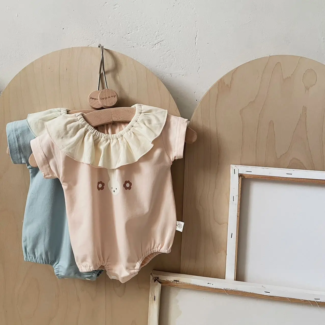 

INS Summer Infants and Toddlers Lotus Leaf Collar Printing Rabbit Short Sleeve Romper Boys and Girls Going Out Climbing Clothing