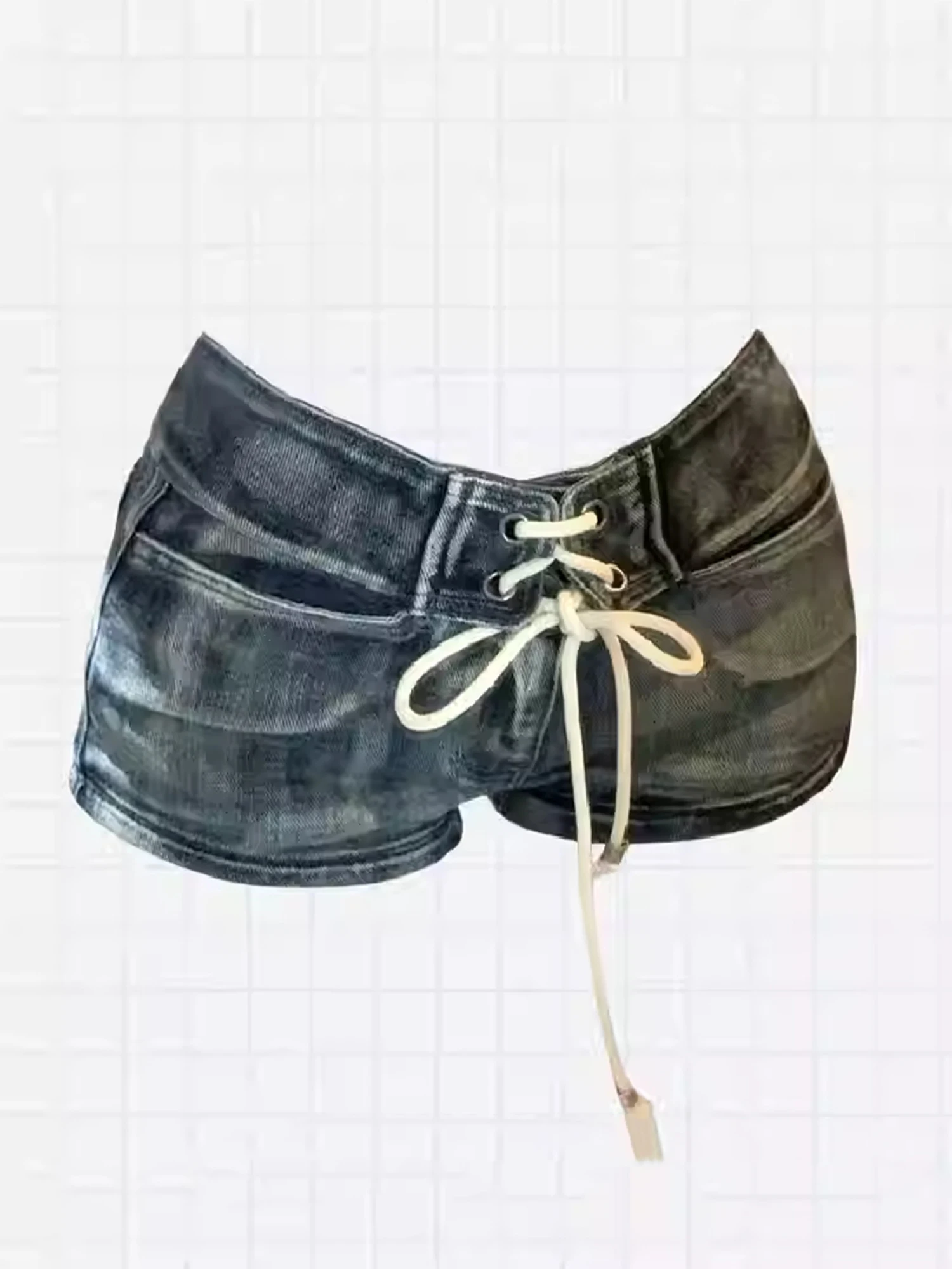Women's Blue Y2k Denim Shorts Vintage Harajuku Hot Jean Shorts 90s Aesthetic Low Waist Mini Short Pants Emo 2000s Clothes Summer