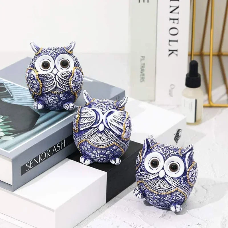 Owl Figurine Collectibles Animal Miniatures Adorable Decoration for Home Living Room Office Gift Table Desk Ornament Set of 3