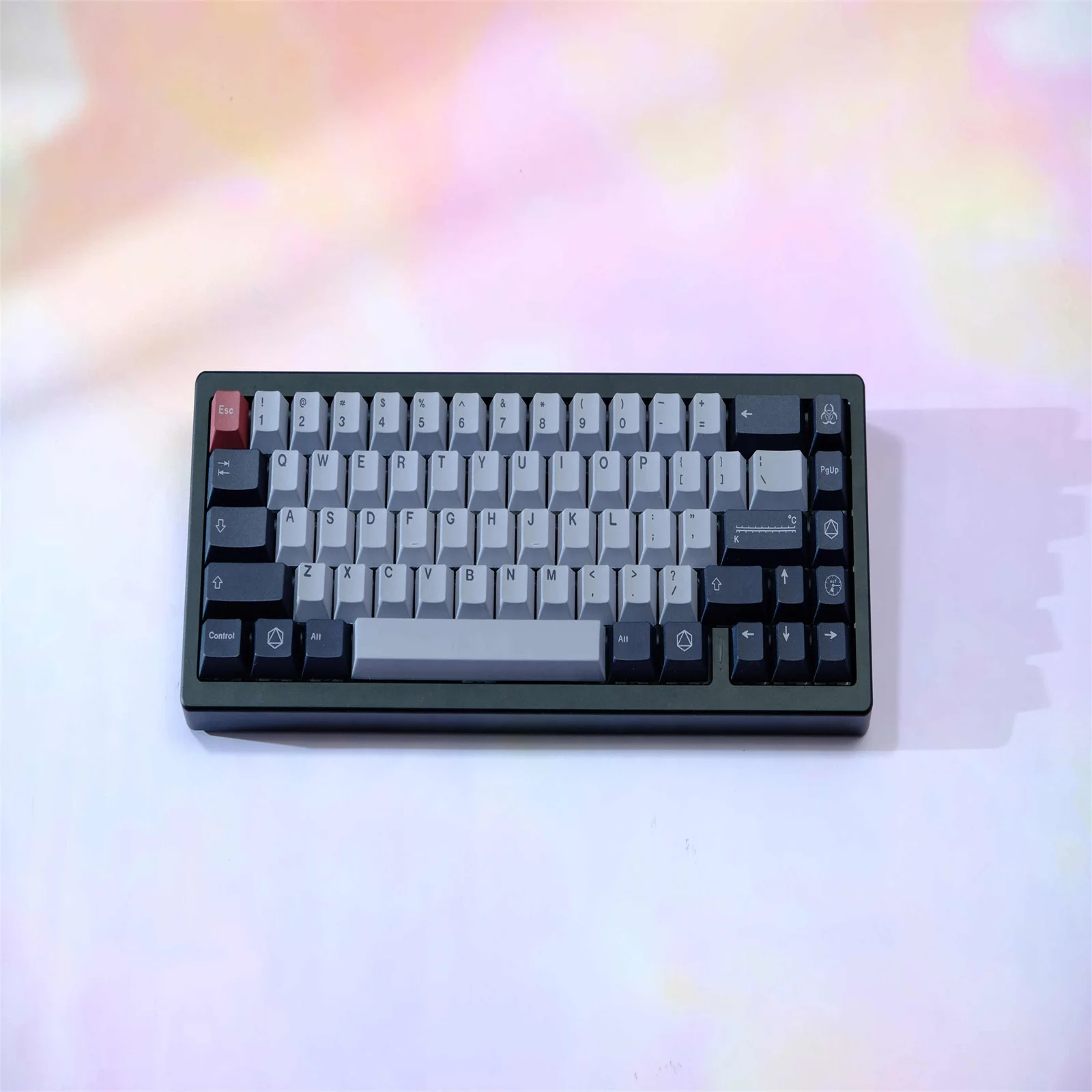 

GMK Mercury Keycap 129 клавиш PBT Материал Keycaps Cherry Profile DYE-SUB Индивидуальные колпачки для клавиш MX Switches Механическая клавиатура