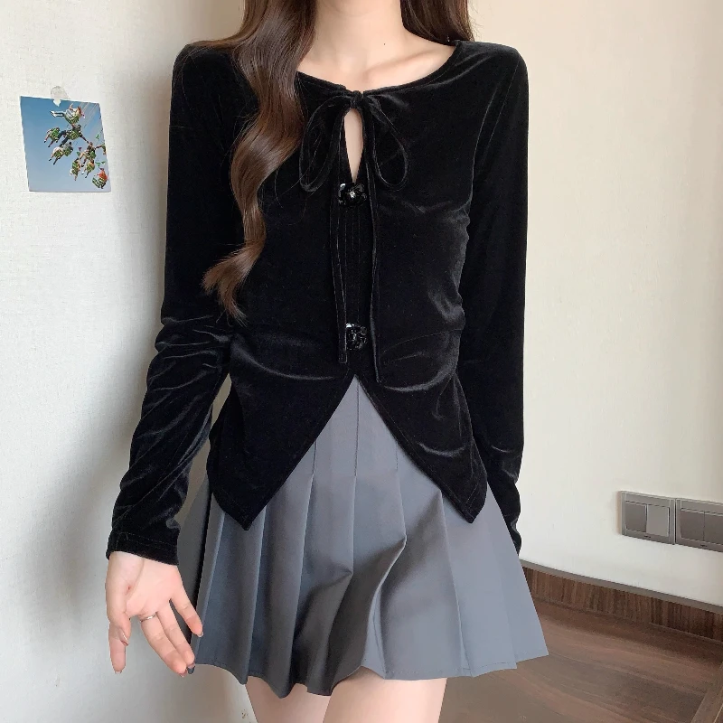 Spring Fall Women Designer Full Sleeve Slim Velvet Top Shirt , Woman European Style Casual Flower Appliques Velour Tops Shirts