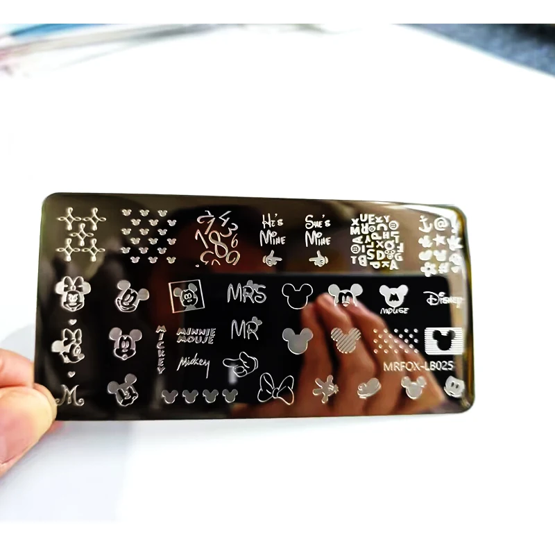 만화 캐릭터 소녀 네일 스탬프 플레이트 영어 편지 잎 꽃 디자인 인쇄 플레이트 네일 아트 스텐실 스탬프 도구