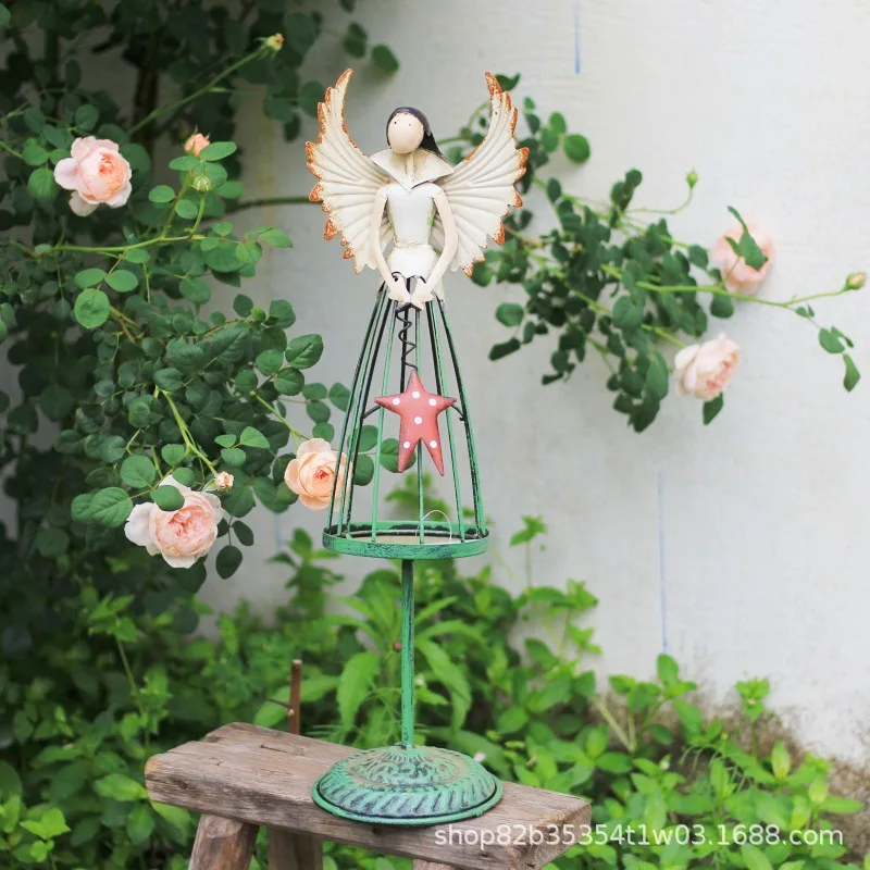 Vintage Iron Garden Ornament Rustic Metal Decor for Balcony Farmhouse Outdoor Statue for Courtyard Creative Little Angel Decor
