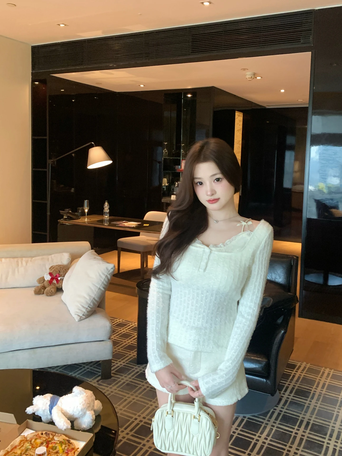 

Banana Pure Desire Lace Knitted Top Women's Base Layer Slim Fit Inner Wear Spring Design Sense Fake Two-Piece Knitwear