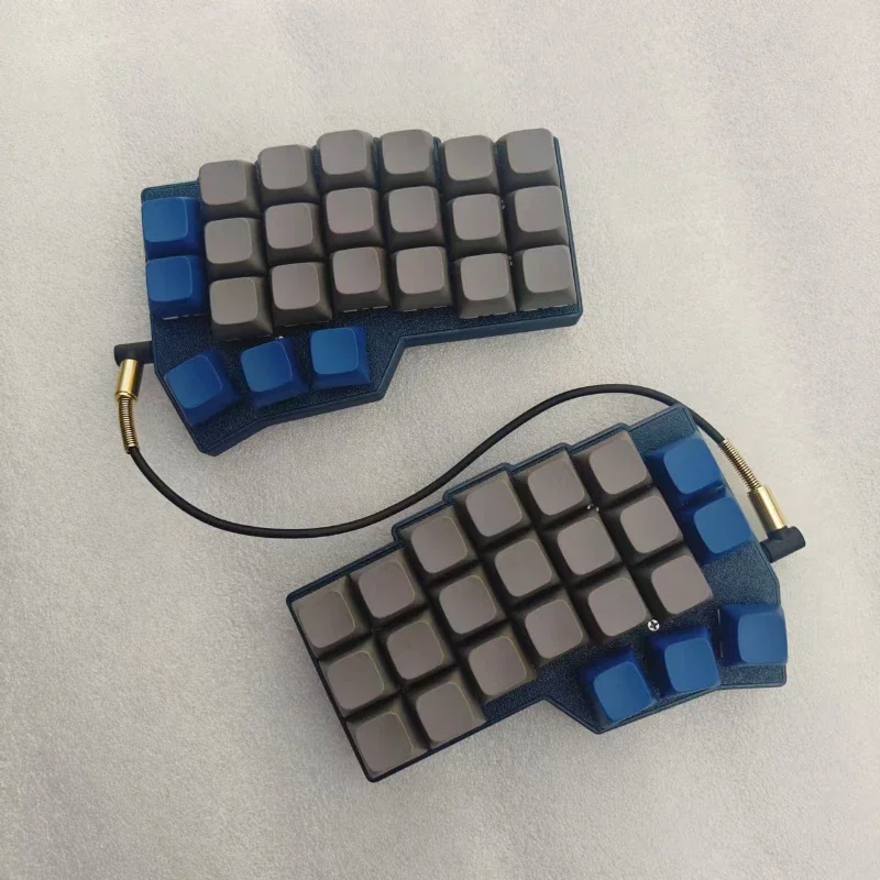 NEW Corne V4 Wired Split Keyboard Kit Ergonomics Hotswap MX Switch RGB Mechanical Keyboard Custom Layout Programmable QMK/VIAL