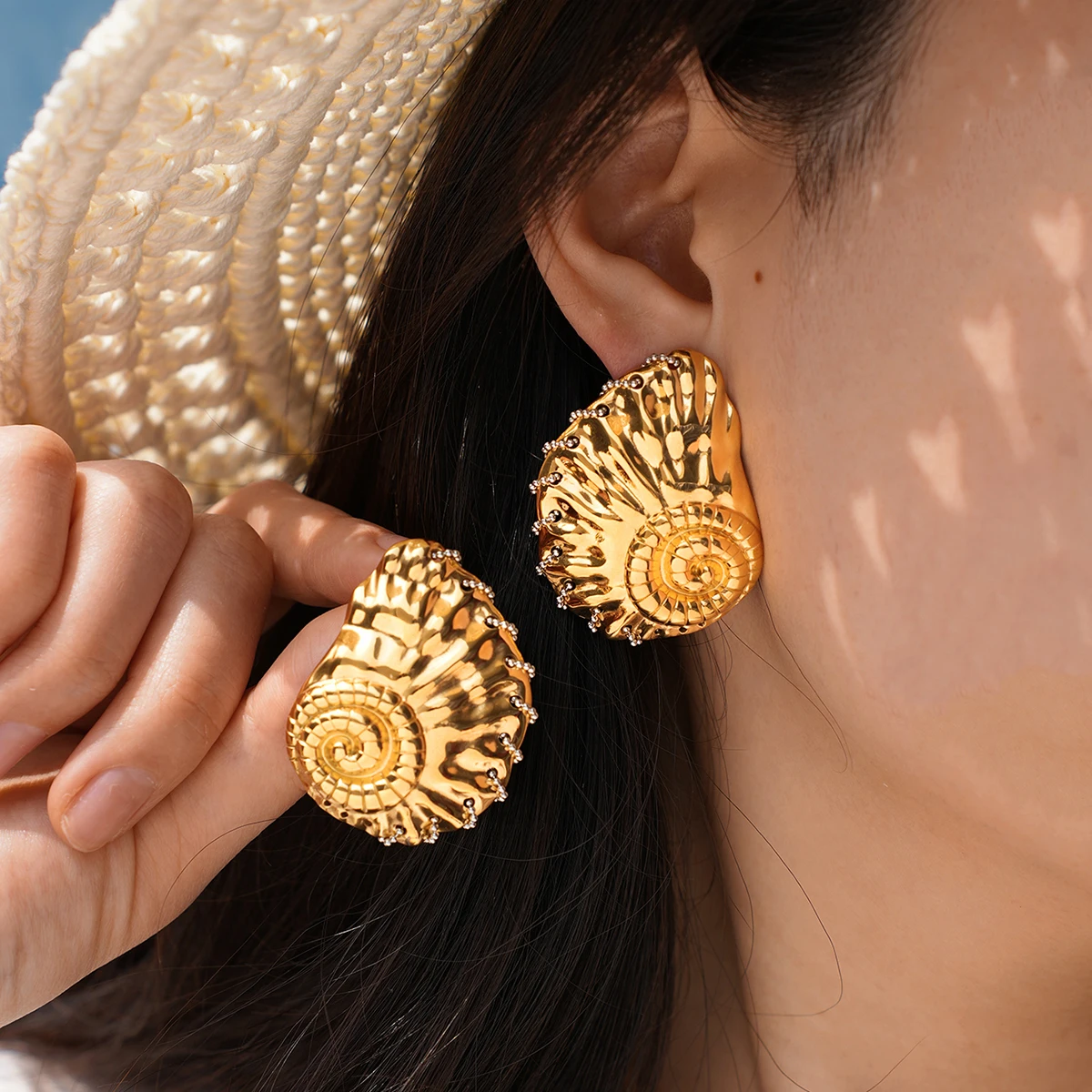 

Stainless Steel Waterproof Ribbed Large Shells Thick Sea Shell Stud Earrings Gold Plated Small Snail Shell Conch Ring Party Gift