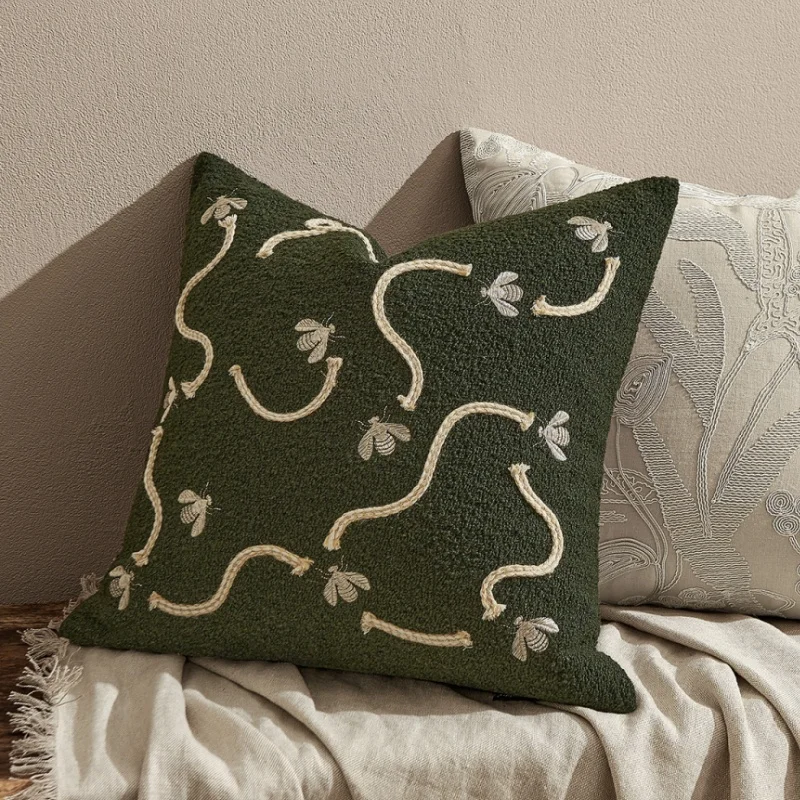 Luxury Bee Embroidery Pillows Modern Green Color Cushion Case Art Square Decorative Pillow Cover For Sofa Chair Home Decorat