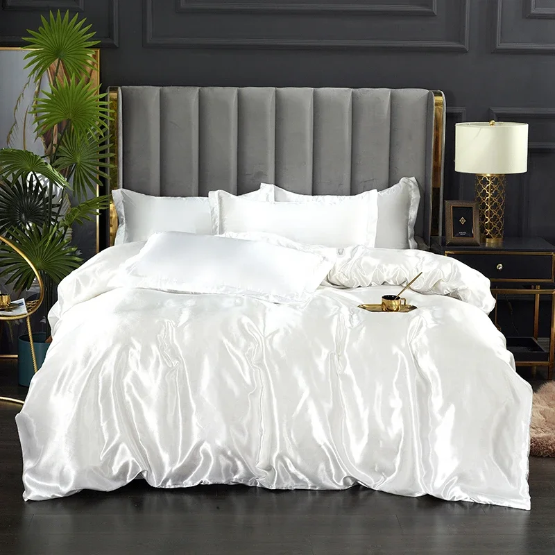 Luxury Satin Duvet Cover Set with Pillowcases Solid Color Smooth Queen King Bedding Set Comfortable Imitation Silk Quilt Cover