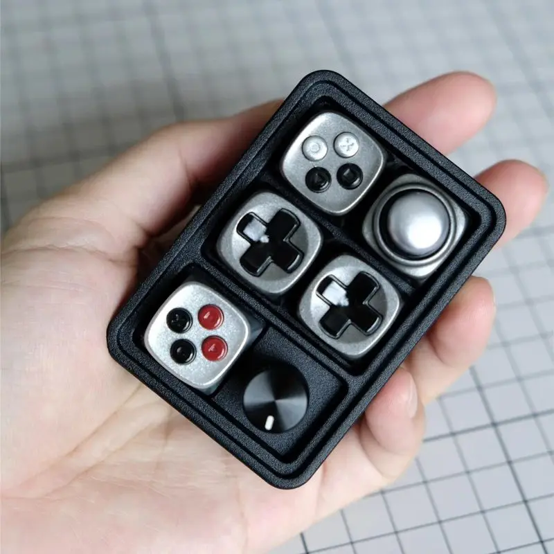 

Оригинальные 3D-кейкапы из полимерной смолы в стиле геймпада (ракета, молот) для механических игровых клавиатур