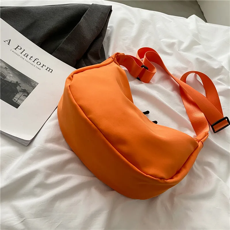 New Autumn and Winter Trendy Bags Large Capacity Crossbody Bag, Casual and Lightweight Oxford Cloth, Simple Dumpling Bag