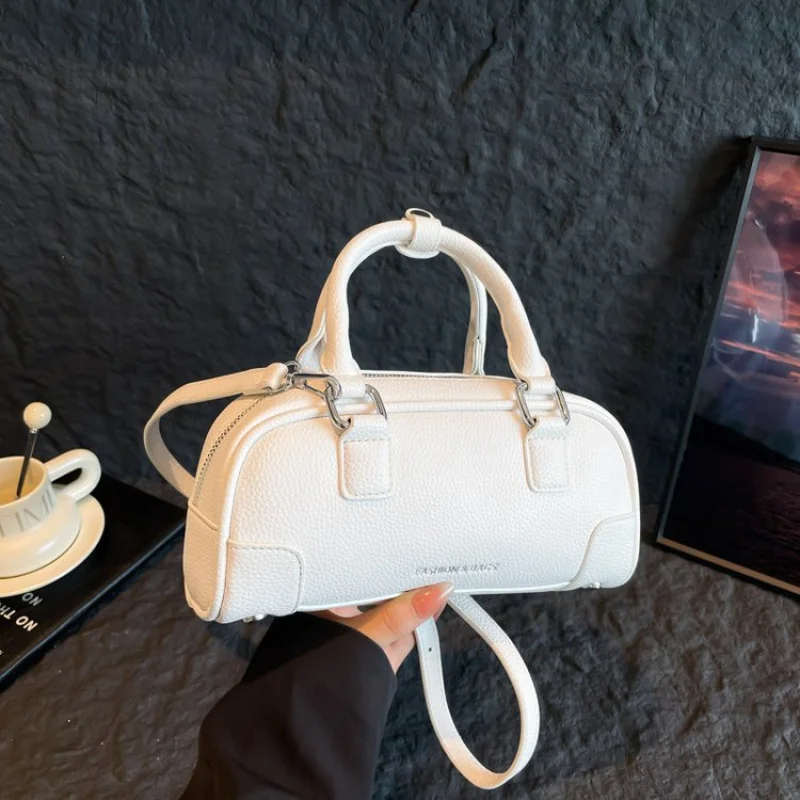 

High-End Women's Crossbody-Bag Crafted From Fine Leather Boasting Paris Vintage Spacious Soft Daily Modern Look​