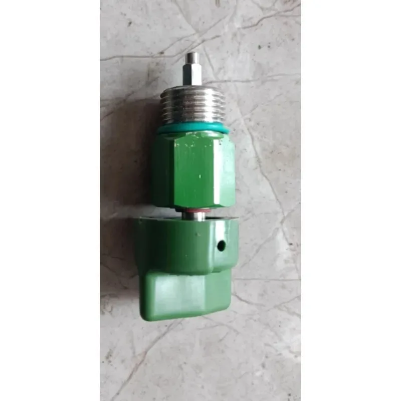 Flow Control Valve for John Deere 2204/7830/7930 Tractor Parts