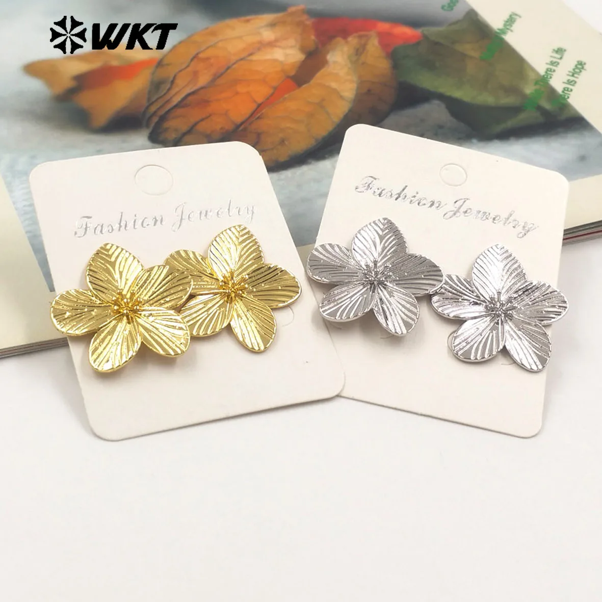 

WT-E760 Оптовая мода серьги в форме цветка с покрытием из настоящего золота 18 карат для женщин или лучших друзей подарки на годовщину