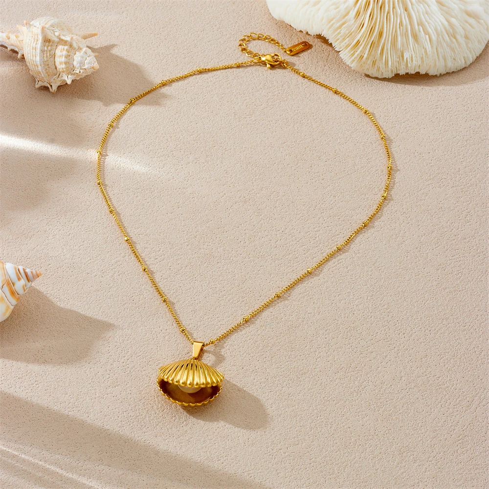 DIEYURO 316L สแตนเลส Golden Sea Shell ไข่มุกจี้สร้อยคอ Lady ใหม่ฤดูร้อนชายหาดคอเครื่องประดับของขวัญ