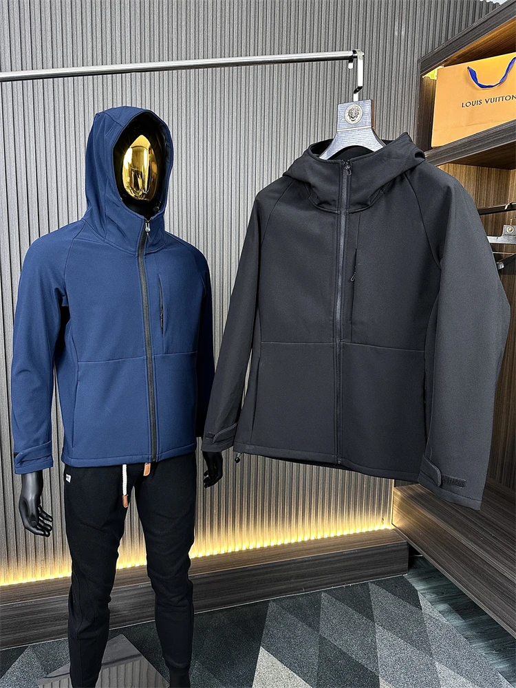 

High-End Outdoor Soft ell Jaet Men's Thiened One-Piece Fce Windproof Waterproof Hooded Casual Jaet