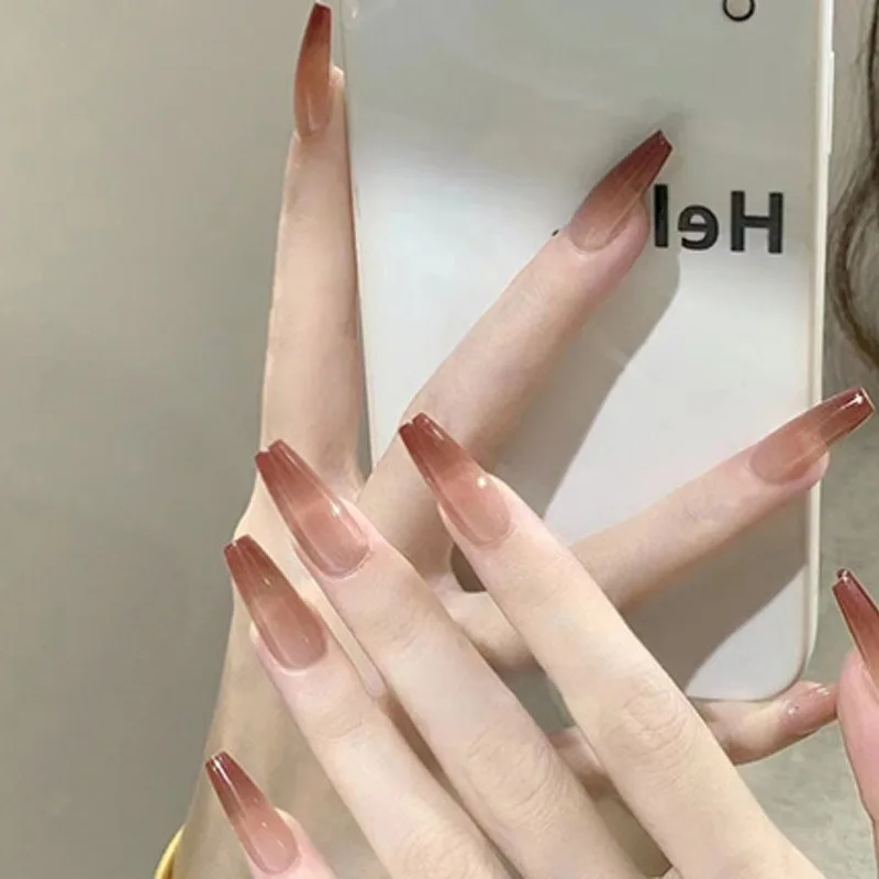 24 Uds. De uñas postizas de Ballet degradadas marrones con juego completo de herramientas, juego de uñas postizas simples y largas, uñas acrílicas de invierno con dijes