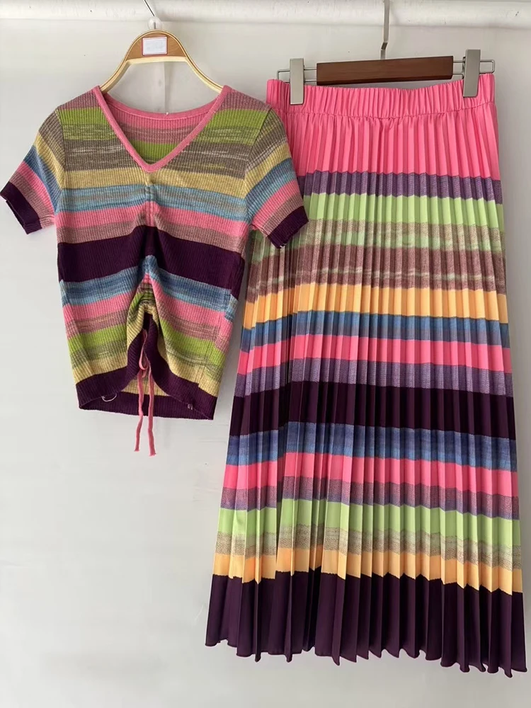 

Весенне-летний новый полосатый тонкий вязаный топ с короткими рукавами + юбка с эластичной резинкой на талии, модный повседневный женский костюм