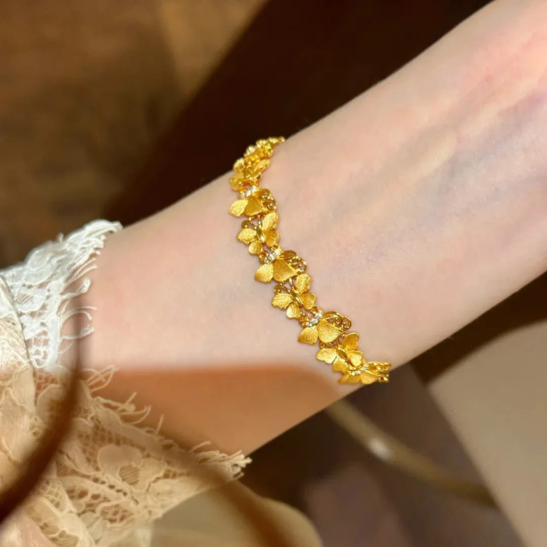 

Women Luxury Sand Gold Brushed Butterfly Bracelet Chinese Style Elegant Long Lasting Color Hand Jewelry Lover's Gift Wholesale