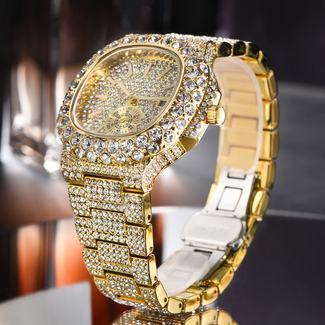 Reloj helado de lujo para Hombre, Reloj de pulsera dorado de acero inoxidable a la moda, joyería ostentosa de diamantes de Hip Hop, Reloj para Hombre