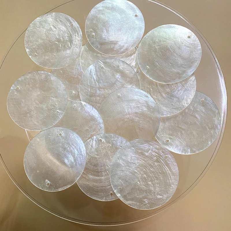 30Pcs Natural Flat Round Seashell Slices with 2 Holes Capiz Shells Charms for DIY Lighting Fixture and Wind Chime Accessories