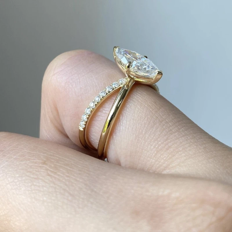Fashionable temperament inlaid with horse eye zircon, niche design, versatile and exquisite, personalized index finger ring